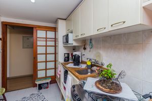 Image 23 - 869219