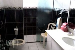 Image 10 - 869238