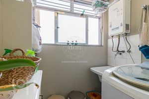 Image 6 - 869241