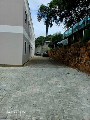 Image 20 - 869253