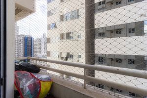 Image 23 - 869272