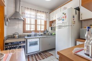 Image 17 - 869277