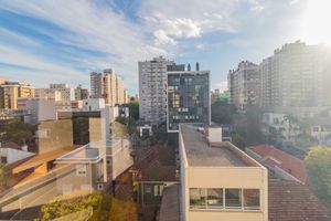 Image 16 - 869281