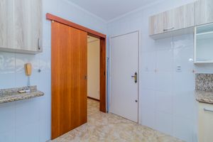 Image 20 - 869281