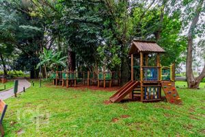 Image 66 - 869282
