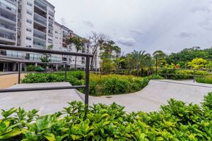 Image 36 - 869282