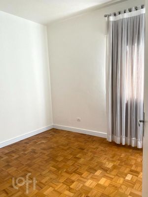 Image 17 - 869286