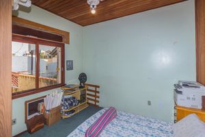 Image 15 - 869292