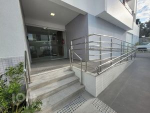 Image 1 - 869299