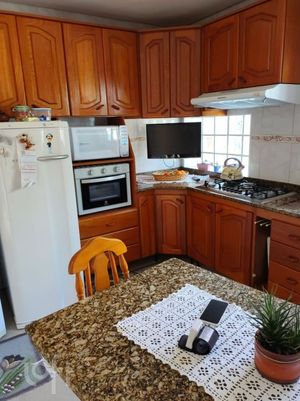 Image 5 - 869306