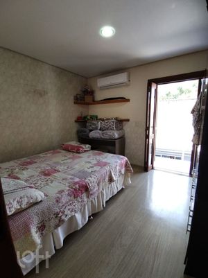 Image 21 - 869306