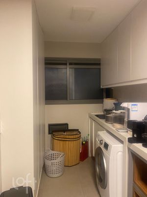 Image 19 - 869312