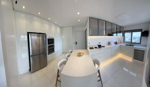 Image 24 - 869319