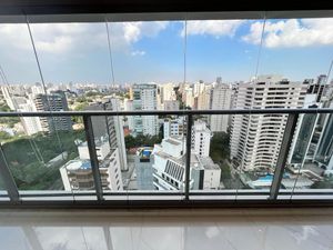 Image 19 - 869319