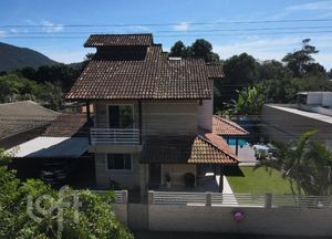 Image 25 - 869321