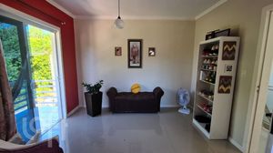 Image 12 - 869321
