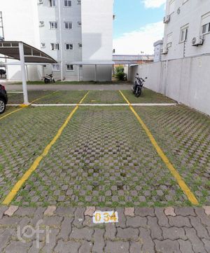 Image 17 - 869330