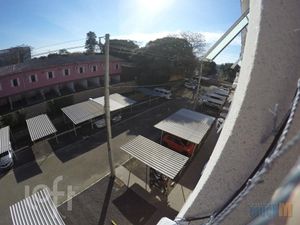 Image 5 - 869331