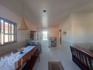 Image 4 - 869332