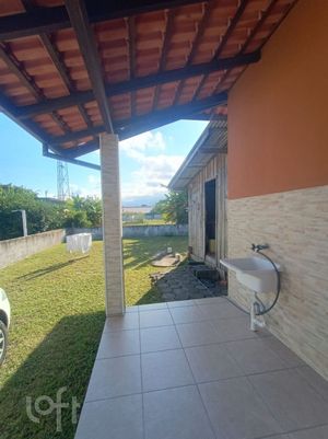 Image 14 - 869332