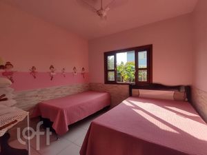 Image 10 - 869332