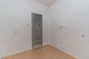 Image 13 - 869333