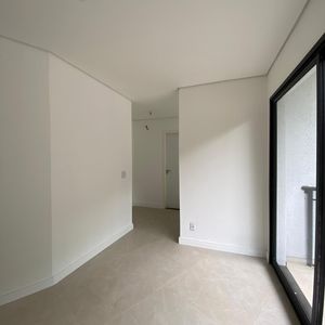 Image 11 - 869350