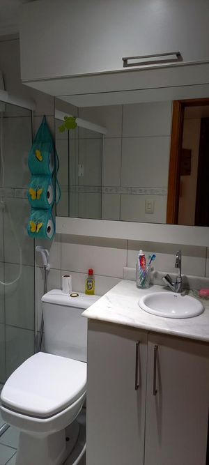 Image 5 - 869351