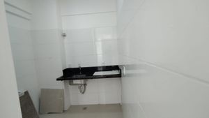 Image 5 - 869352