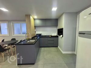 Image 18 - 869357