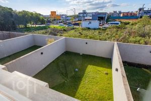 Image 37 - 869358