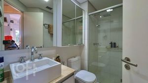 Image 13 - 869368