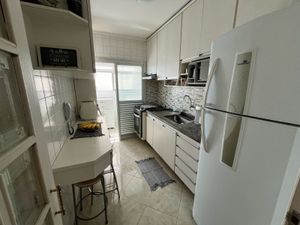 Image 7 - 869369
