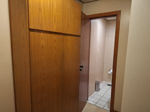 Image 4 - 869390