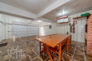 Image 8 - 869398