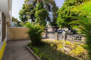 Image 69 - 869400