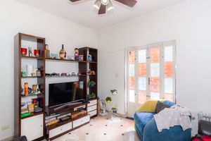 Image 9 - 869400