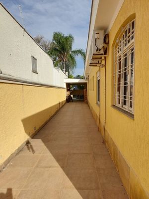 Image 7 - 869400