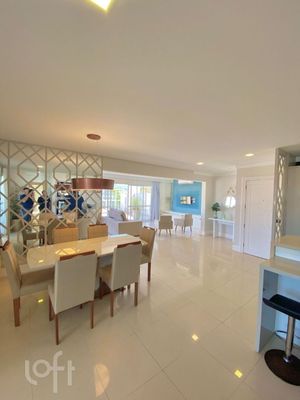 Image 18 - 869405