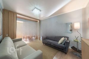Image 3 - 869407