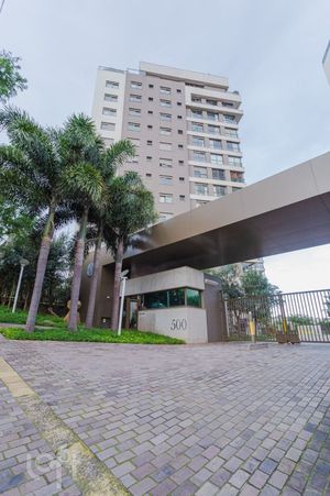 Image 70 - 869408