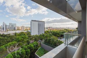 Image 72 - 869408