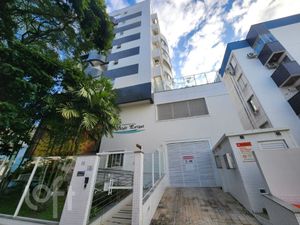 Image 15 - 869409
