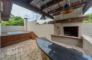 Image 7 - 869412