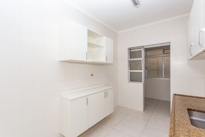 Image 25 - 869417