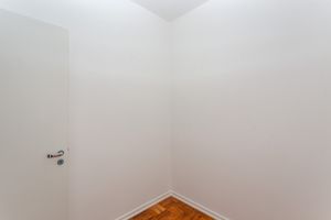 Image 34 - 869417
