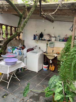 Image 27 - 869418