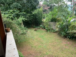 Image 19 - 869418