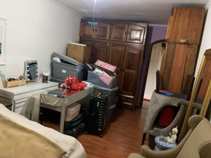 Image 33 - 869418