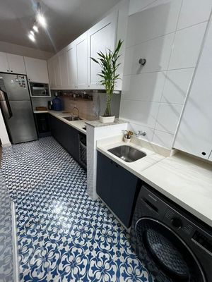 Image 7 - 869426